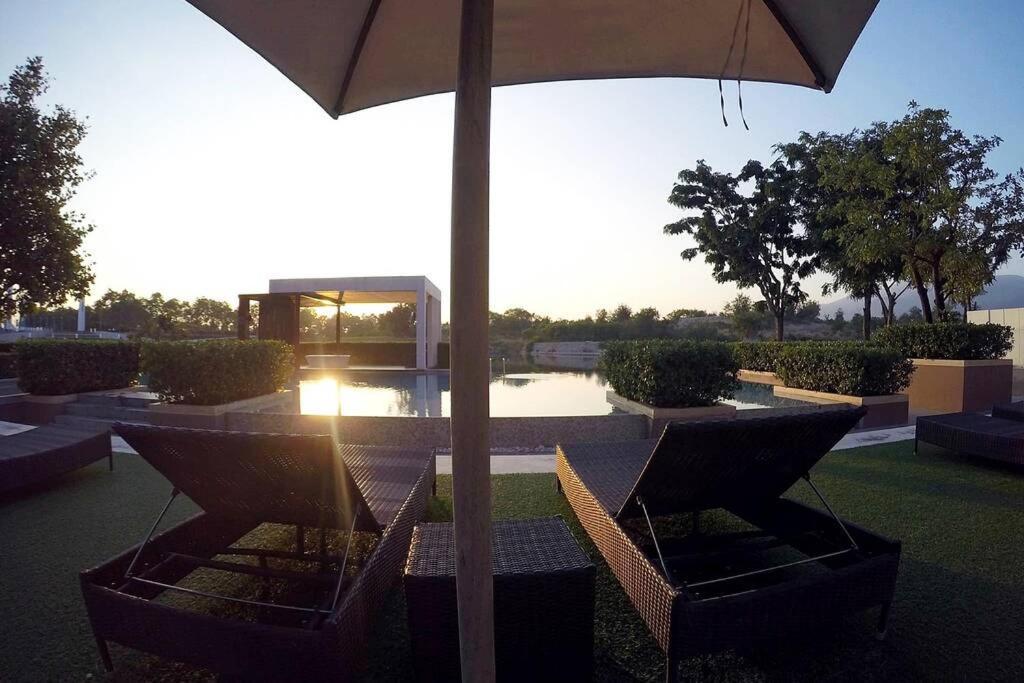 Cozy Modern Room With Stunning Lake & Mountain View Chiang Mai Bagian luar foto